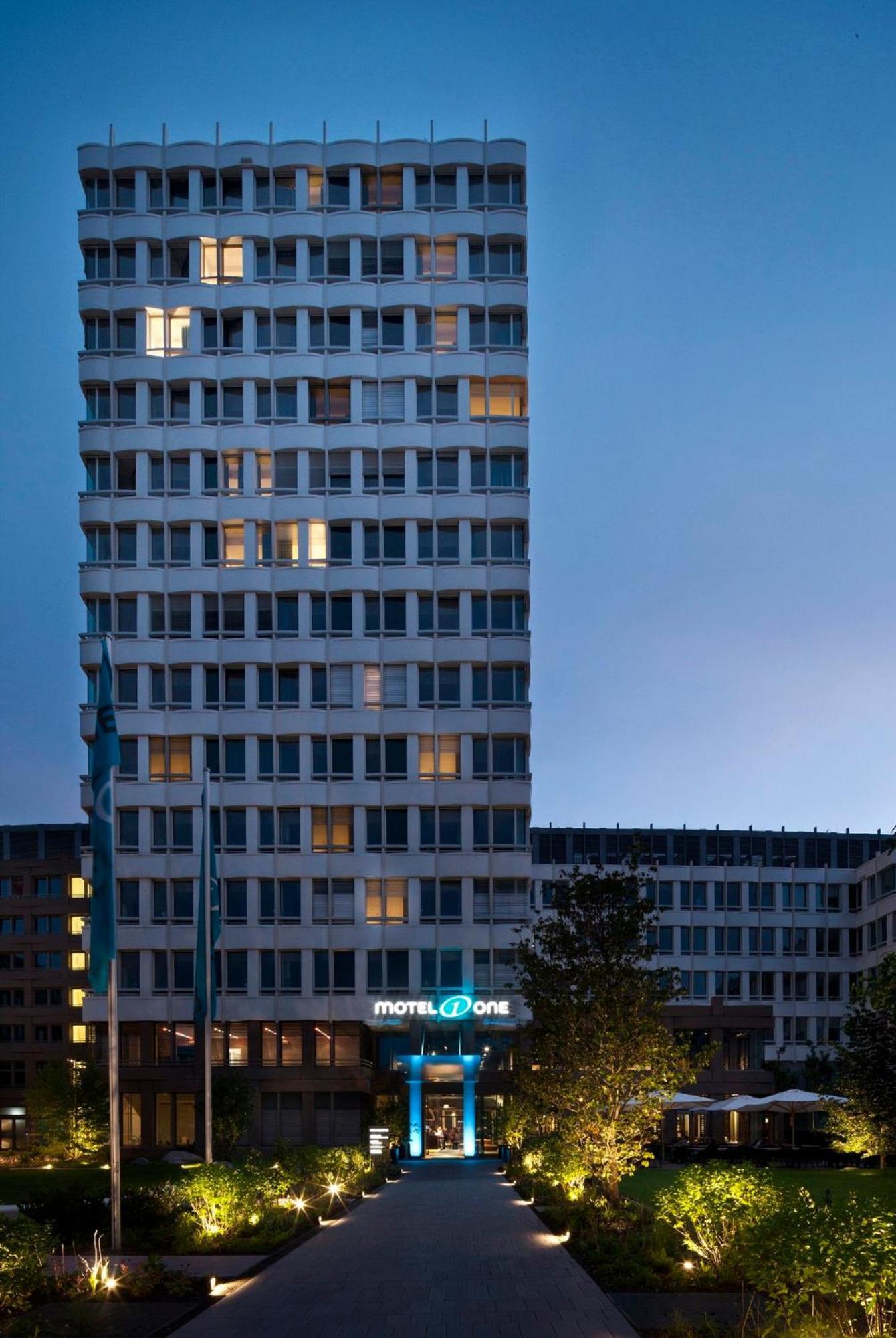 Motel One Muenchen-Campus Exterior photo