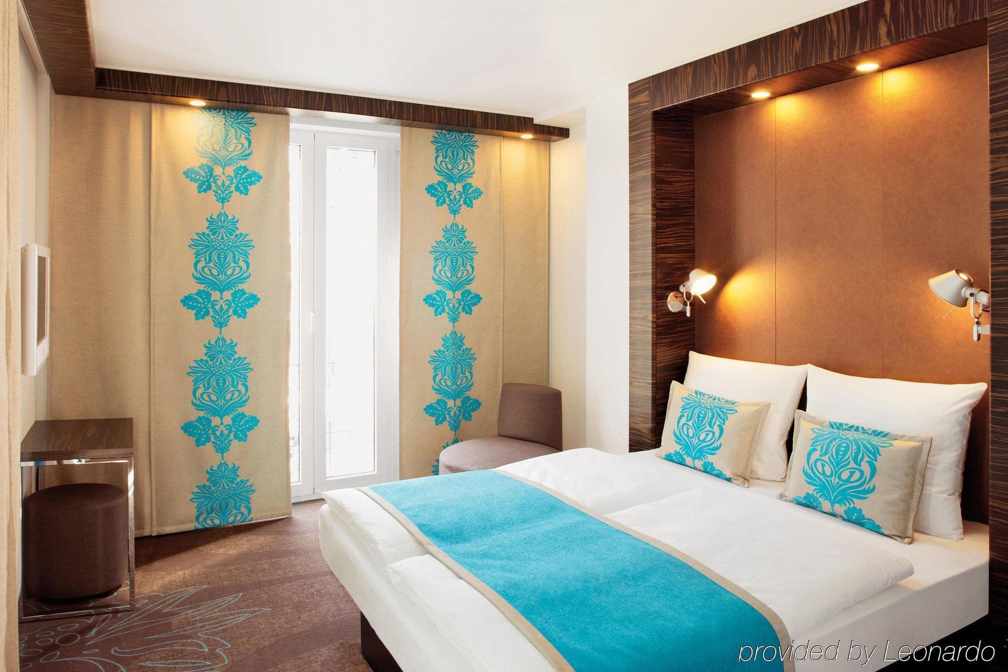 Motel One Muenchen-Campus Exterior photo
